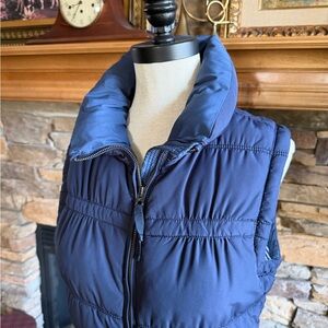 AMERICAN EAGLE 🦅 Women’s Navy Full Zip Puffer Vest - Size MEDIUM